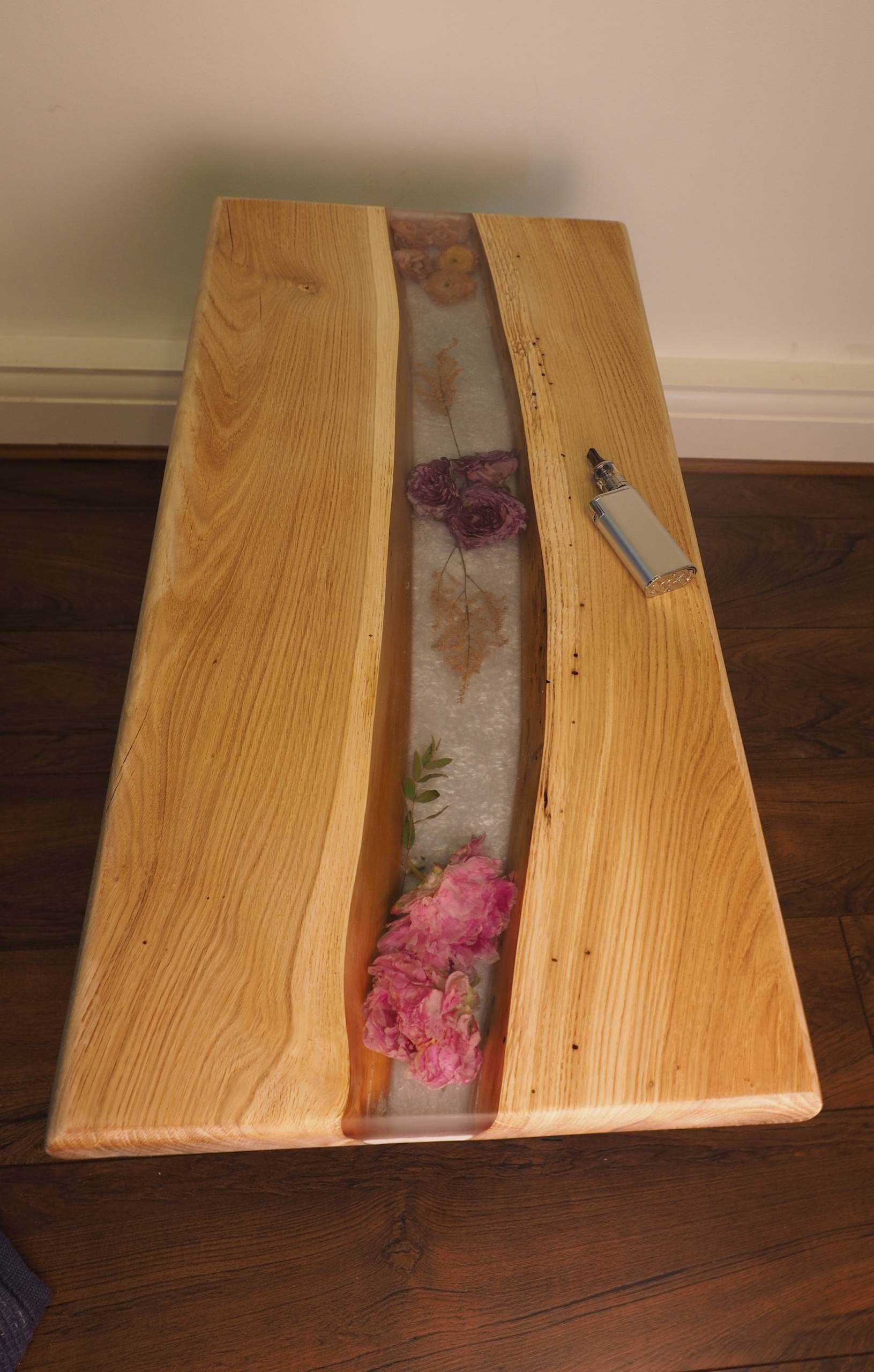 Wedding Bouquet “L” with White Resin Base and Oak